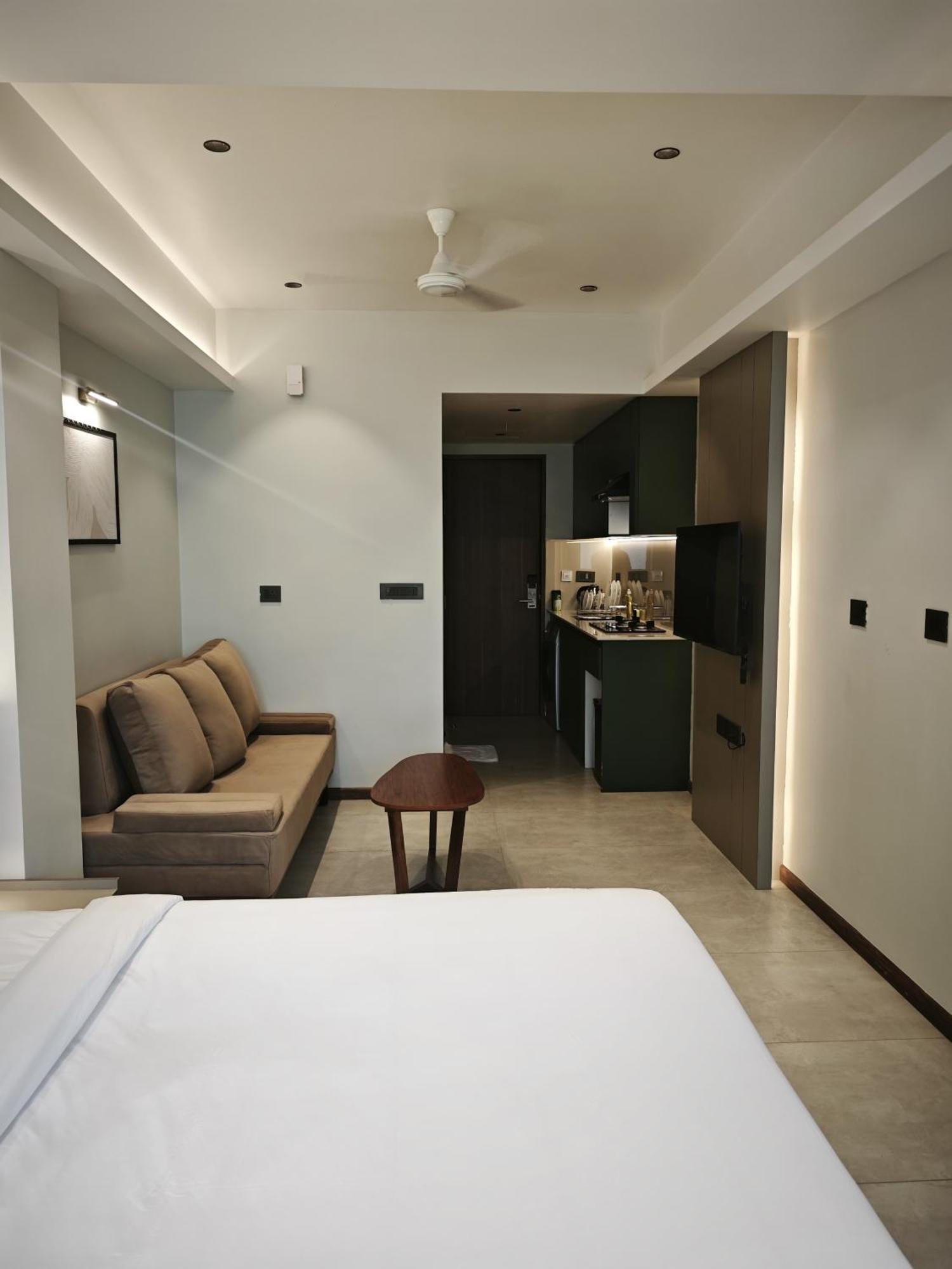 Alite Enclaves Fully Furnished Apartments Thrissur Exterior photo